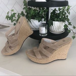 Ugg espadrilles light tan/beige suede size 8.5